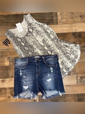 Snake Print Top in Plus